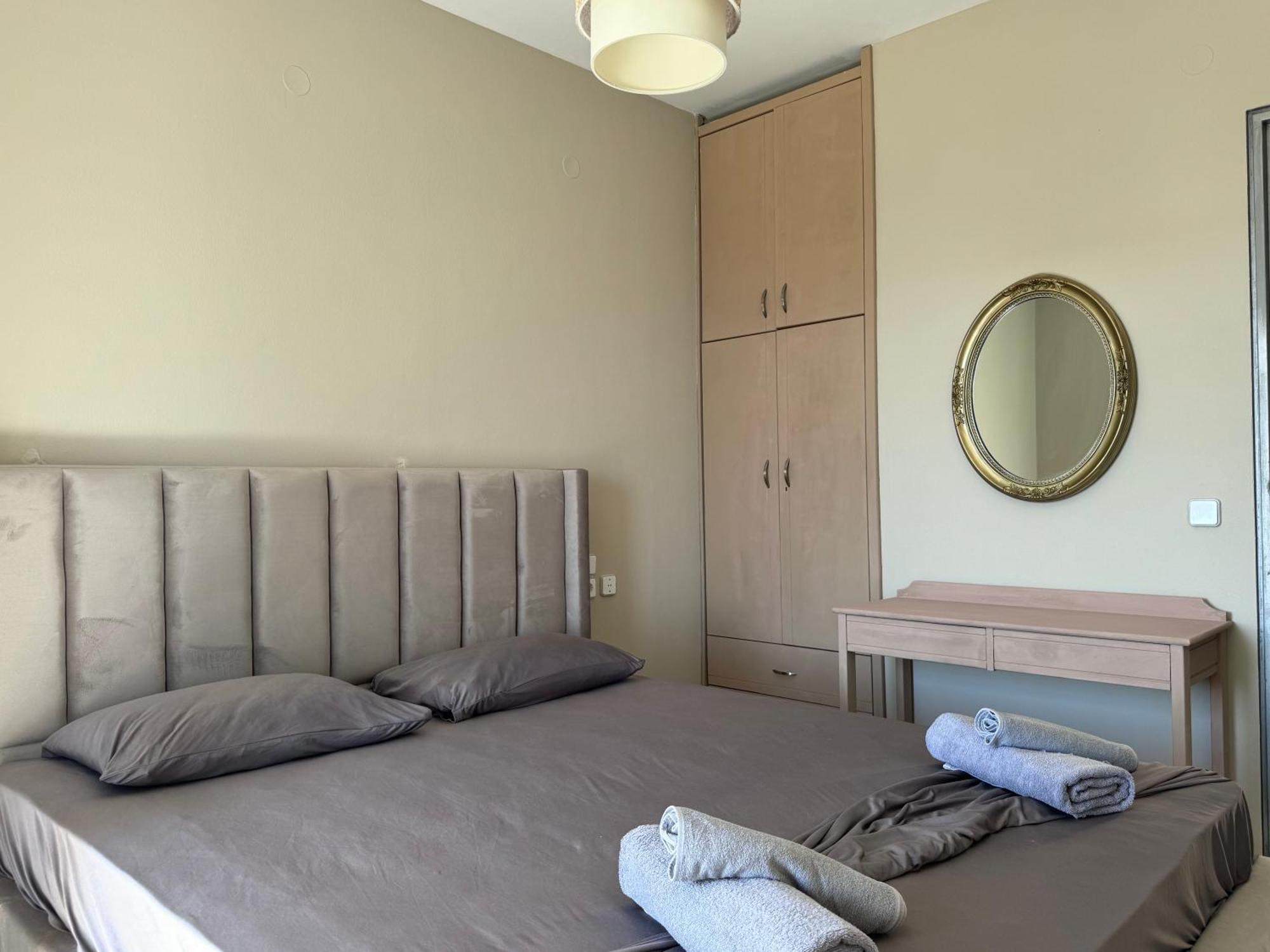 Golden View Apartment *