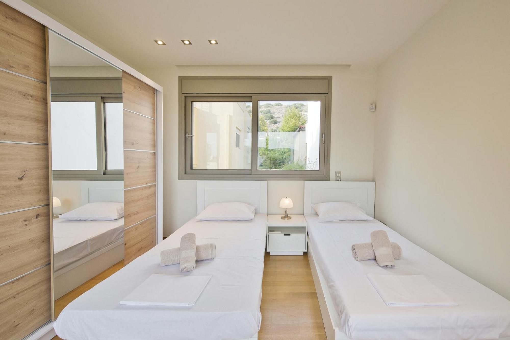 Views Athens Riviera Mdn Villa, Private Pool Resort *