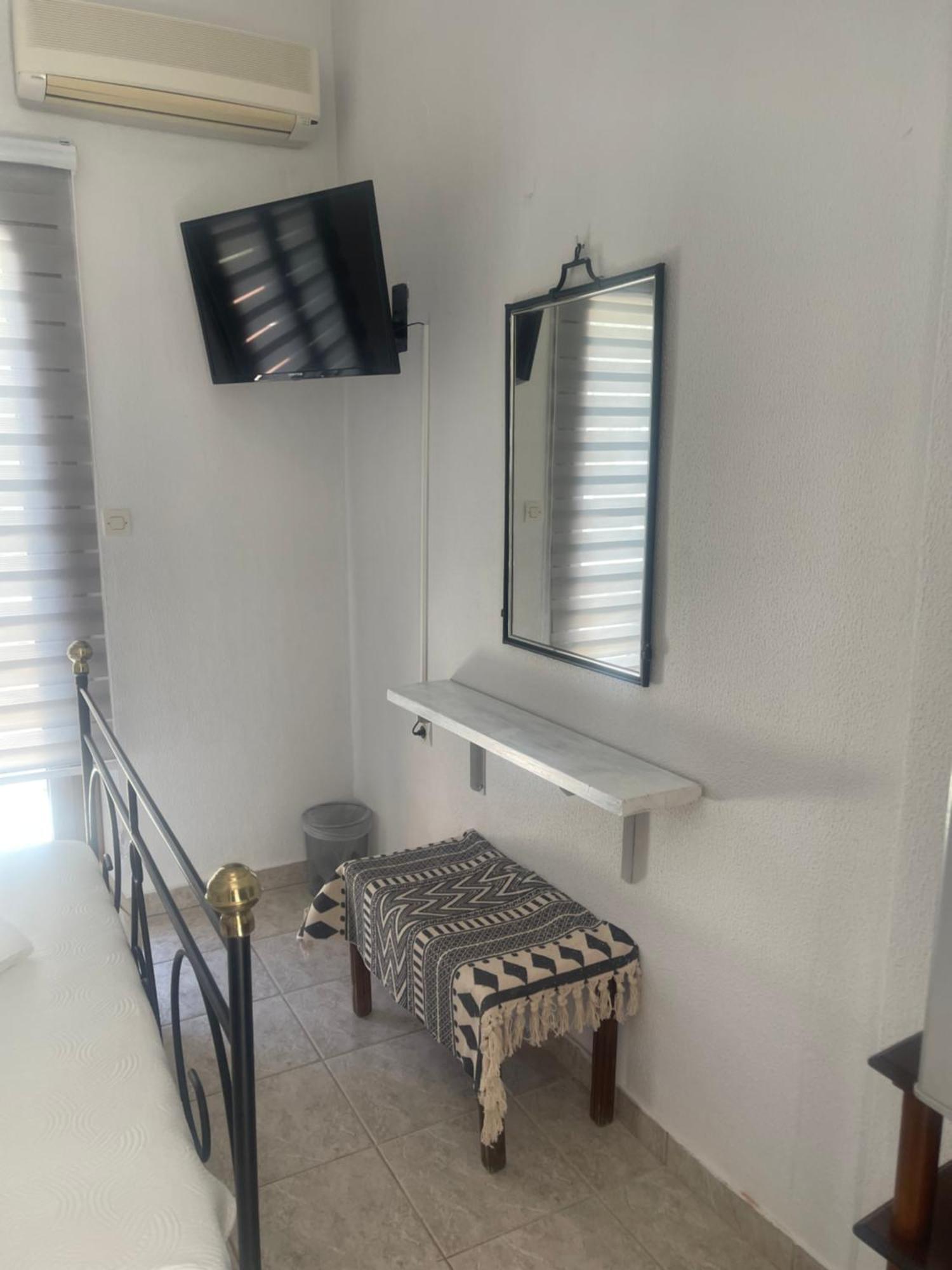 Bed & Breakfast Lithos By The Sea
