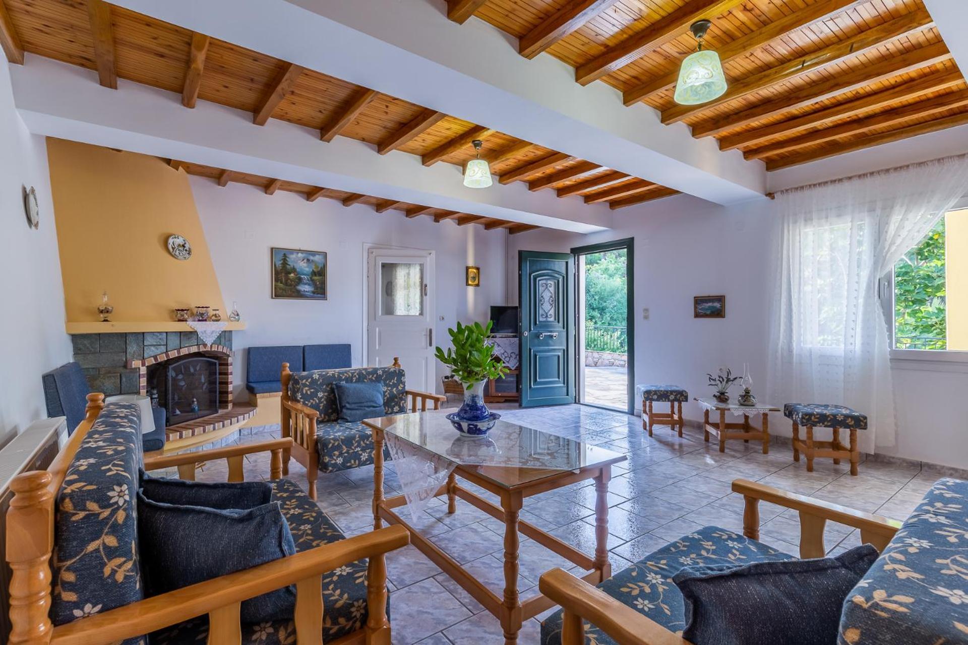 Villa Avgeri *