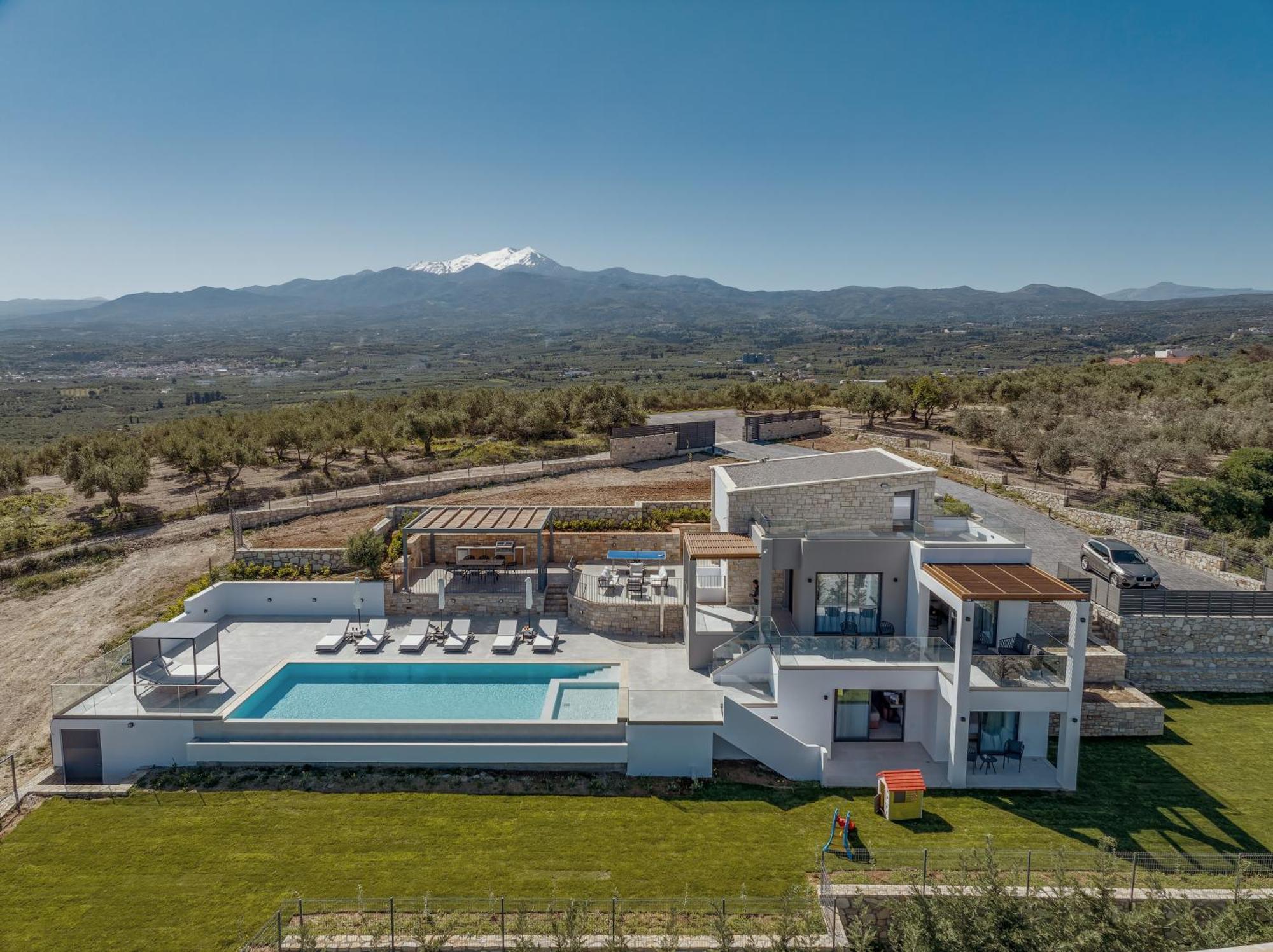 Villa Skyline Villas, By Hellocrete Angeliana (Crete)