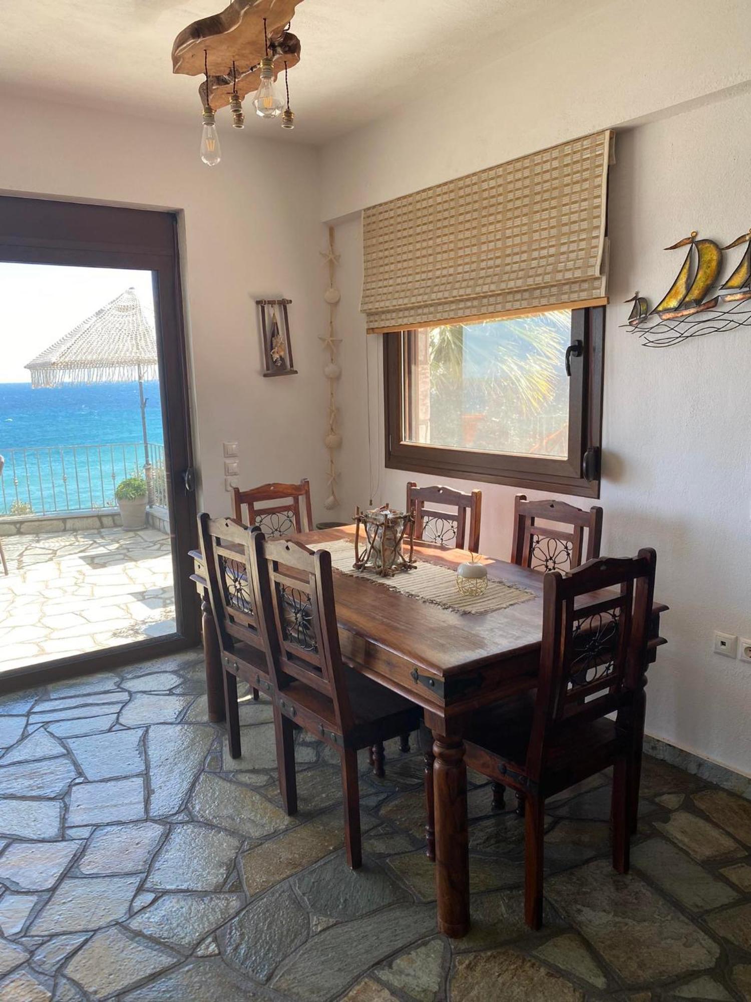 βεράντα στο αιγαίο Villa Kokkino Nero