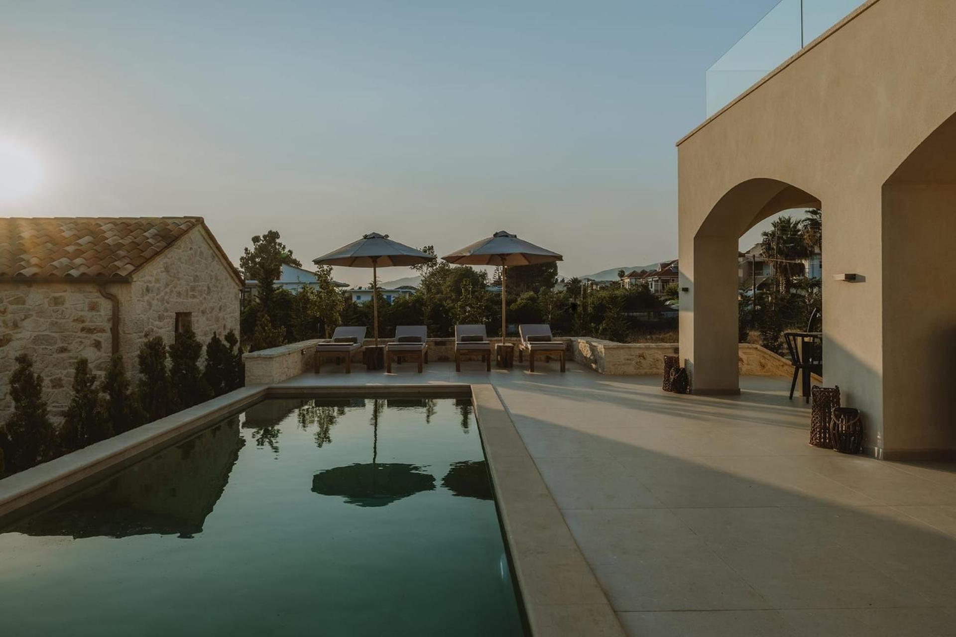 Villa Grand Two Master Bedroom With Private Pool Nsv Kanali *