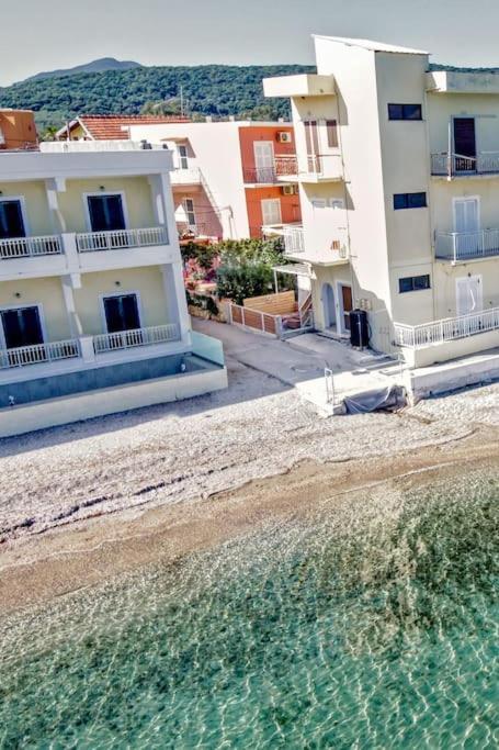 Evita's Ikia Seaside Luxury House *