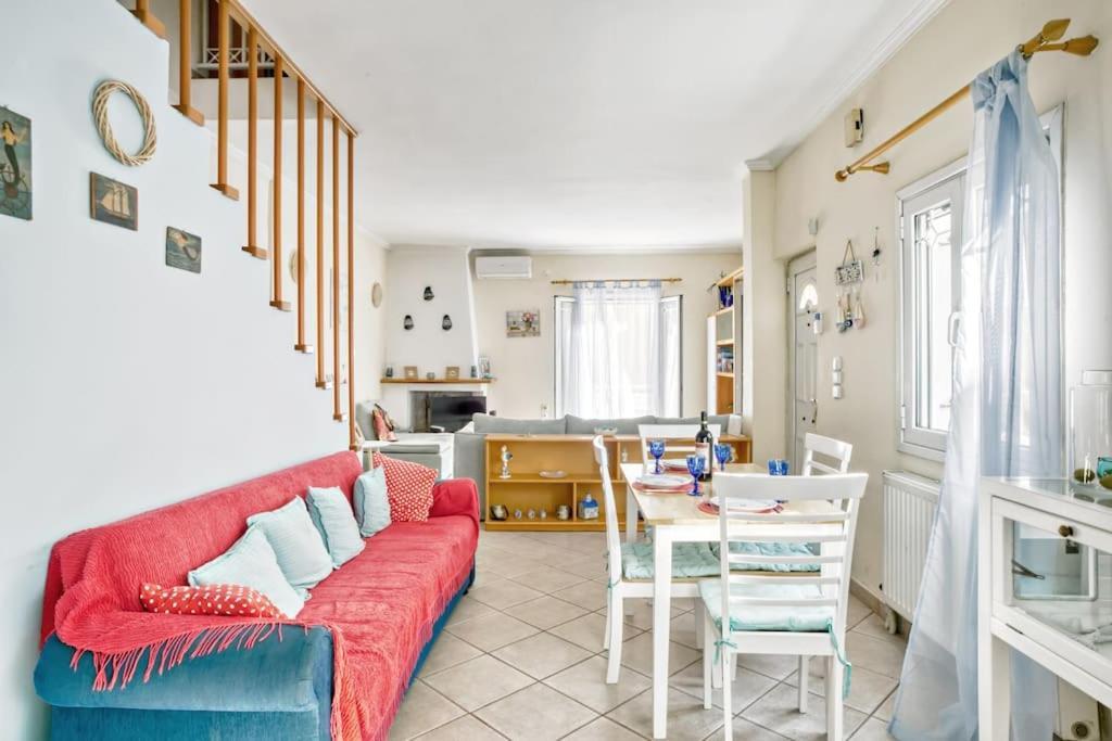Evita's Ikia Seaside Luxury House Holiday home