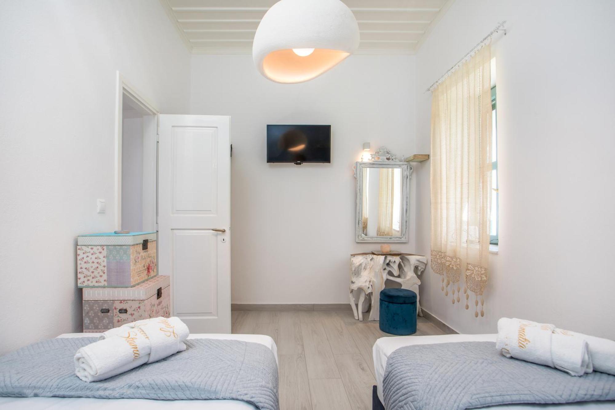 Lady Stamatias House * Chalki Town
