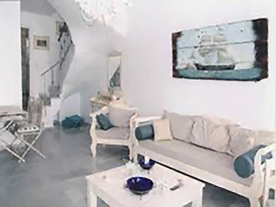 Villa Dolce Waterfront Villa, Logaras, *