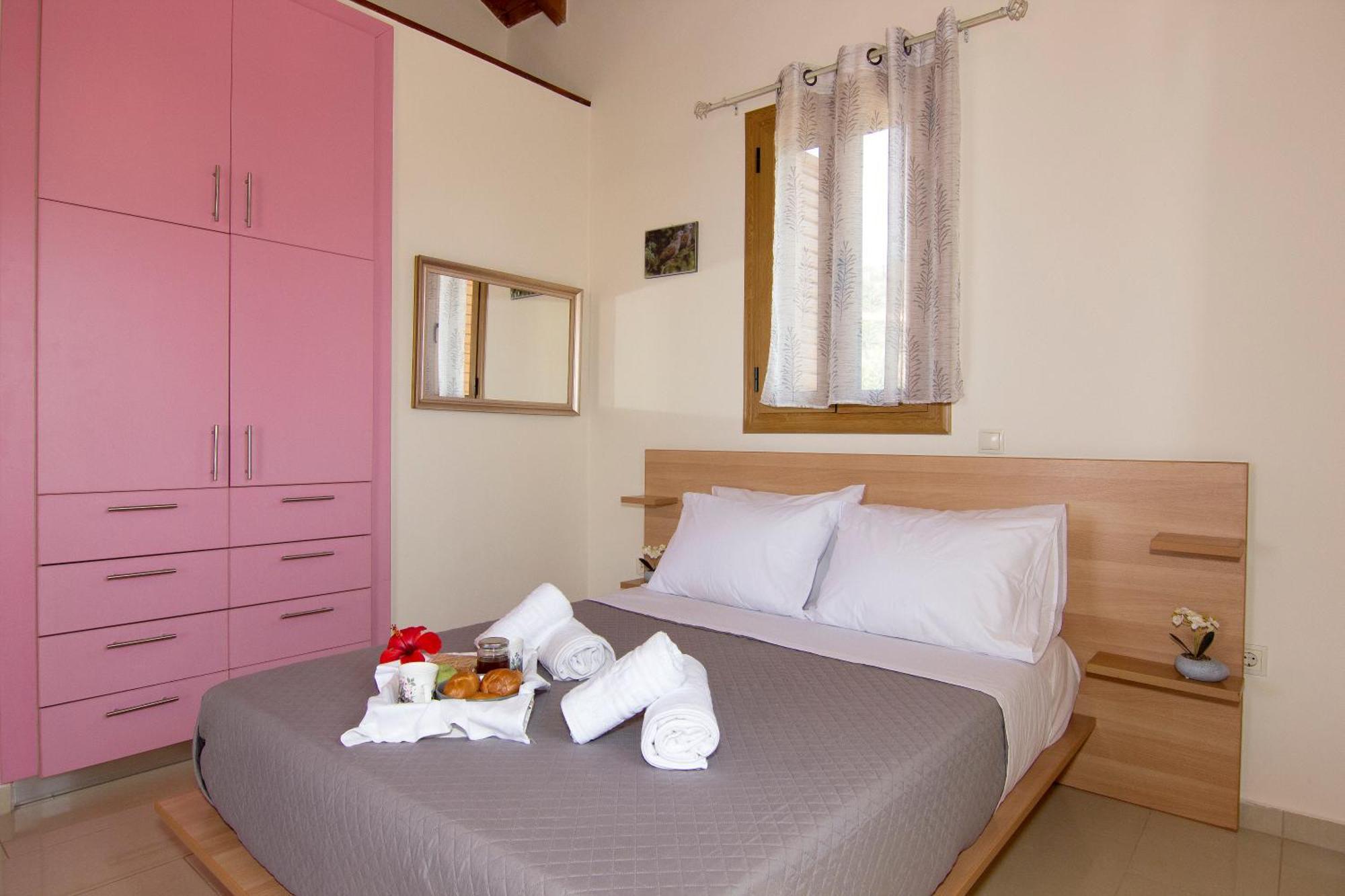 Emilia's Upper Floor Apartment