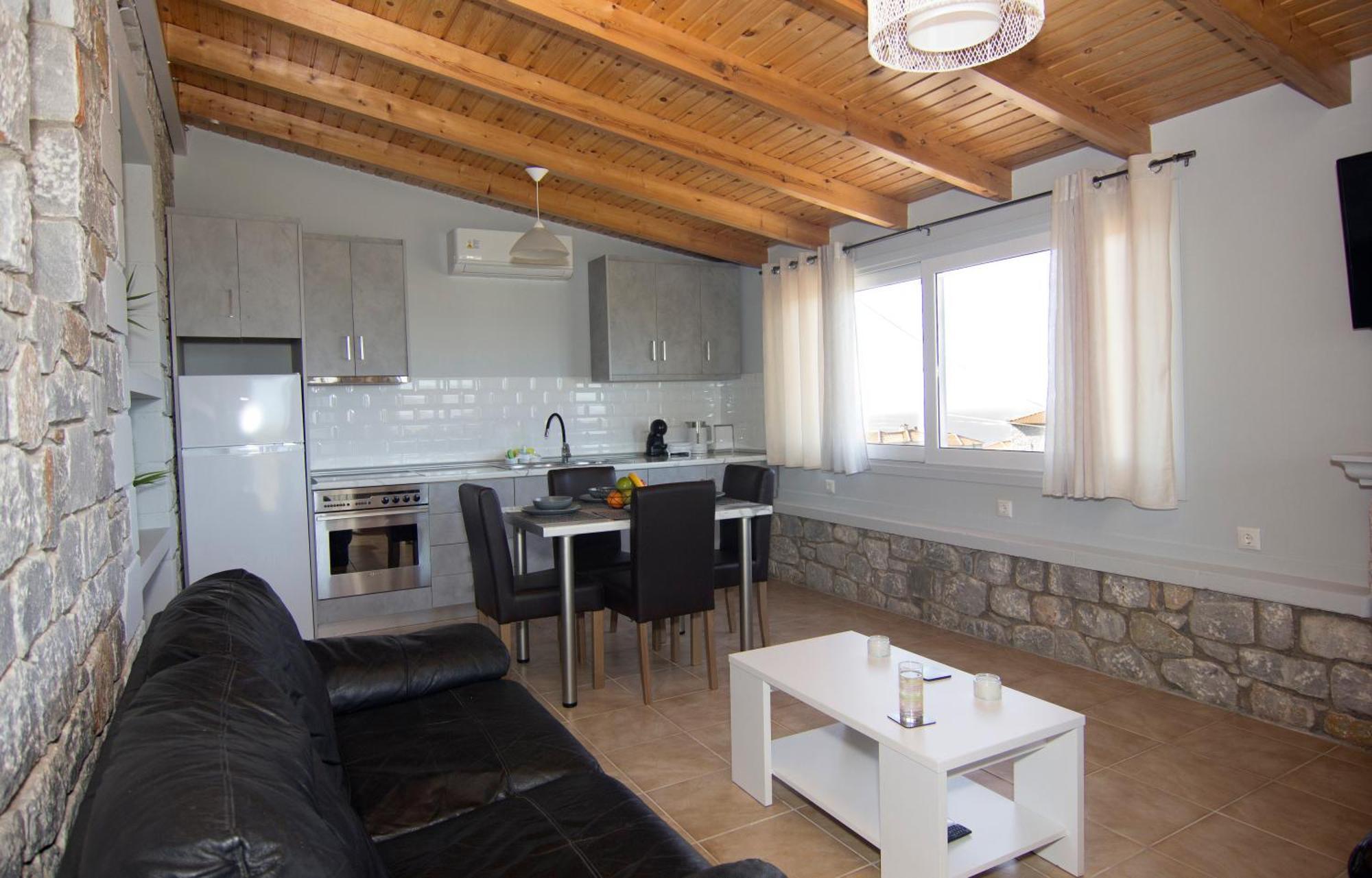 Apartment Emilia's Upper Floor Stoupa