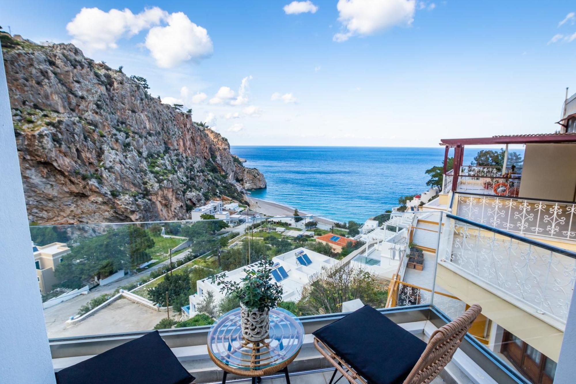 Yploui Karpathos Town (Pigadia)
