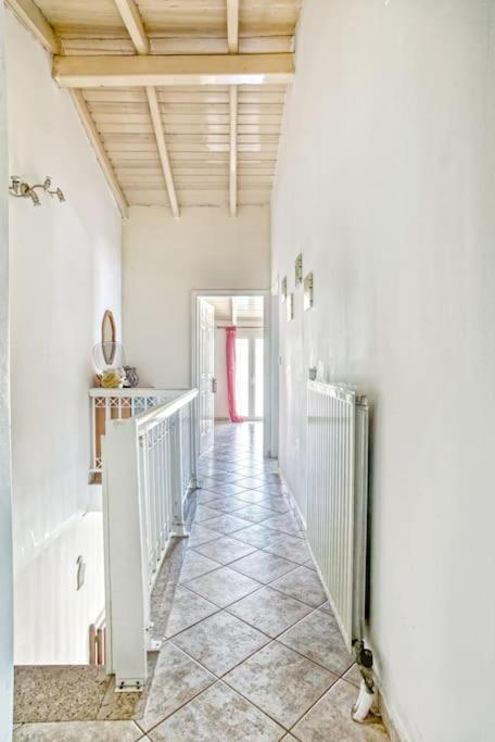Evita's Ikia Seaside Luxury House Holiday home