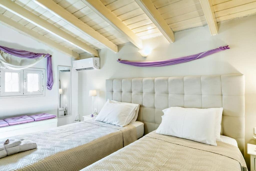 Evita's Ikia Seaside Luxury House