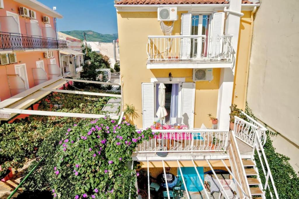 Evita's Ikia Seaside Luxury House Holiday home