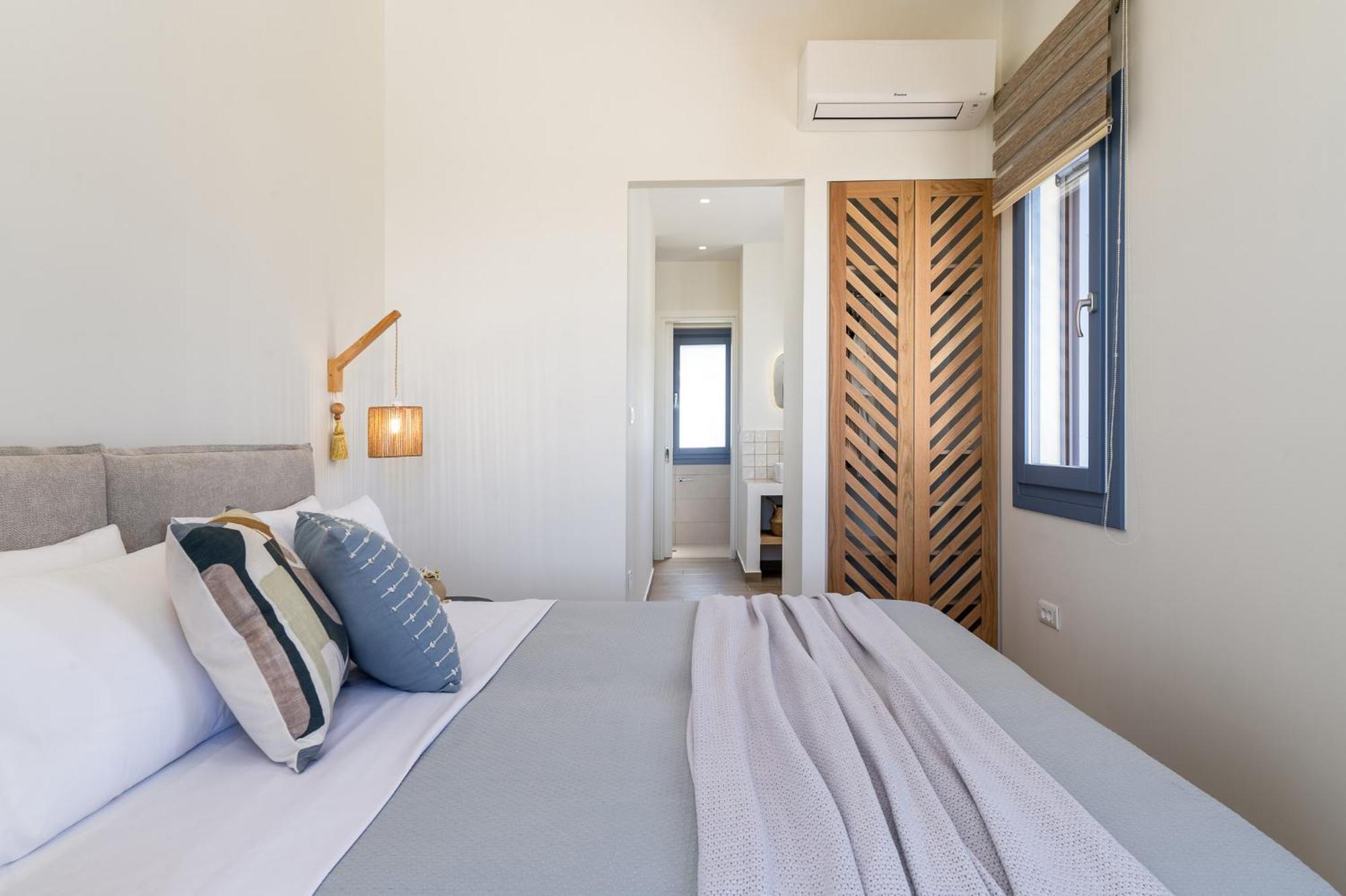 Villa Ariste With Stunning Views Near Fiscardo Katsarata