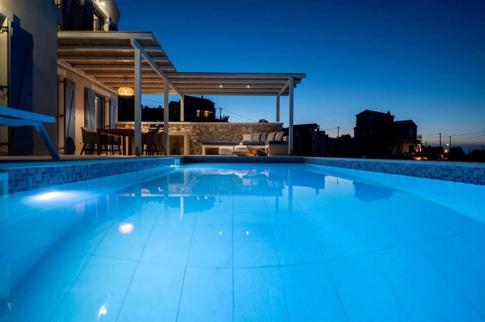 Ariste With Stunning Views Near Fiscardo Villa *