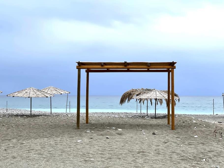Kastri Seaside Splendour! Apartment
