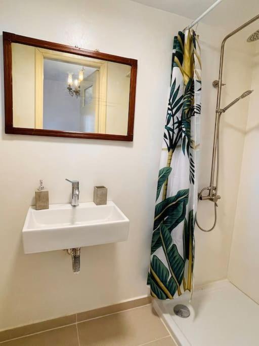 Kastri Seaside Splendour! Apartment