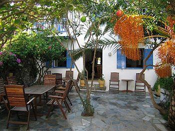 Matina Hotel 2*