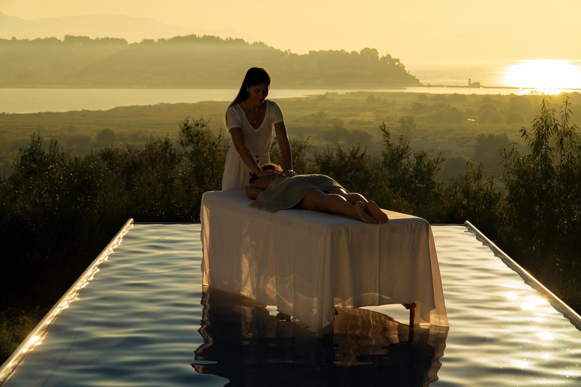 The Designer'S Villa - Member Of Spiritual Living Corfu Villa Viros