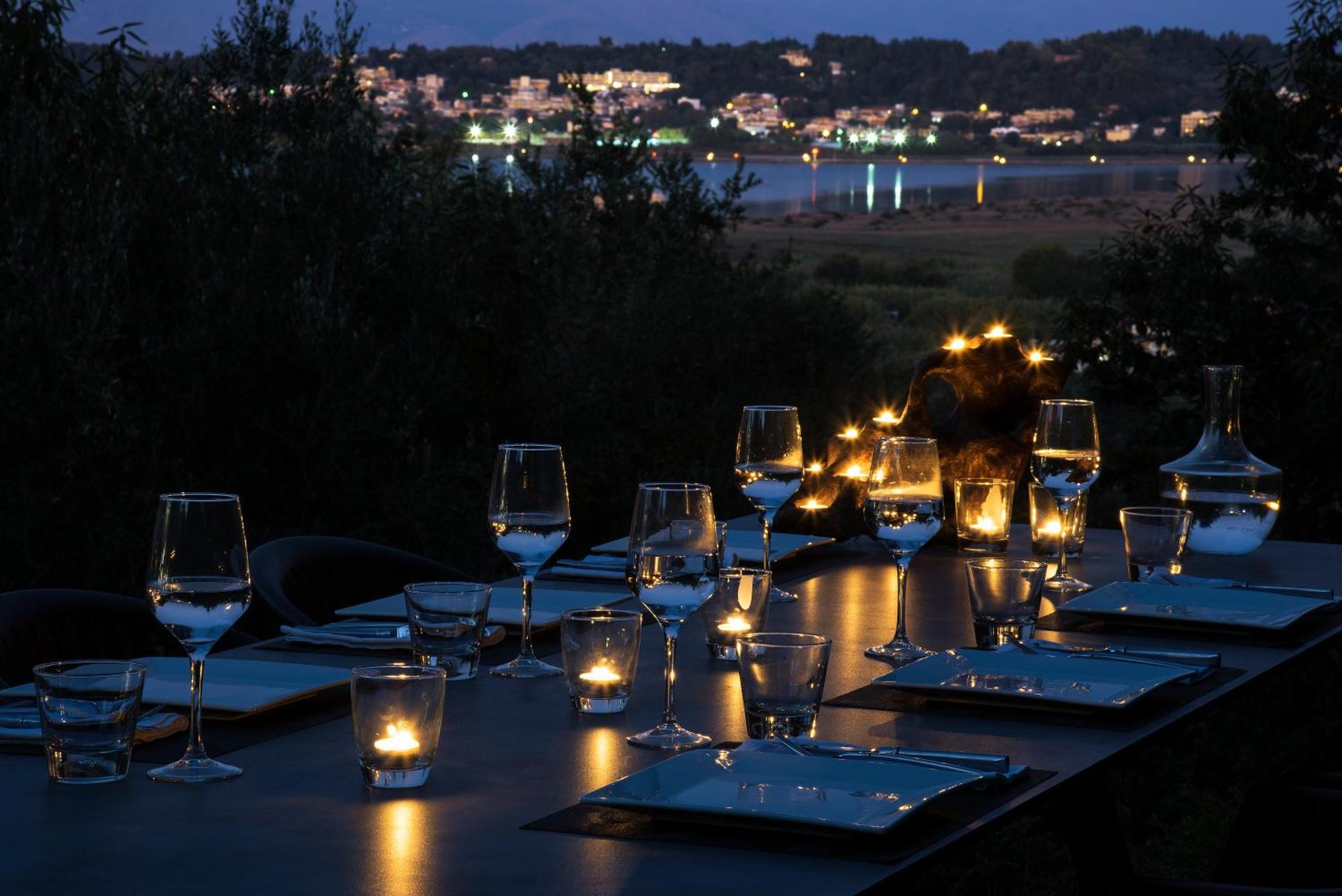 The Designer'S Villa - Member Of Spiritual Living Corfu Villa