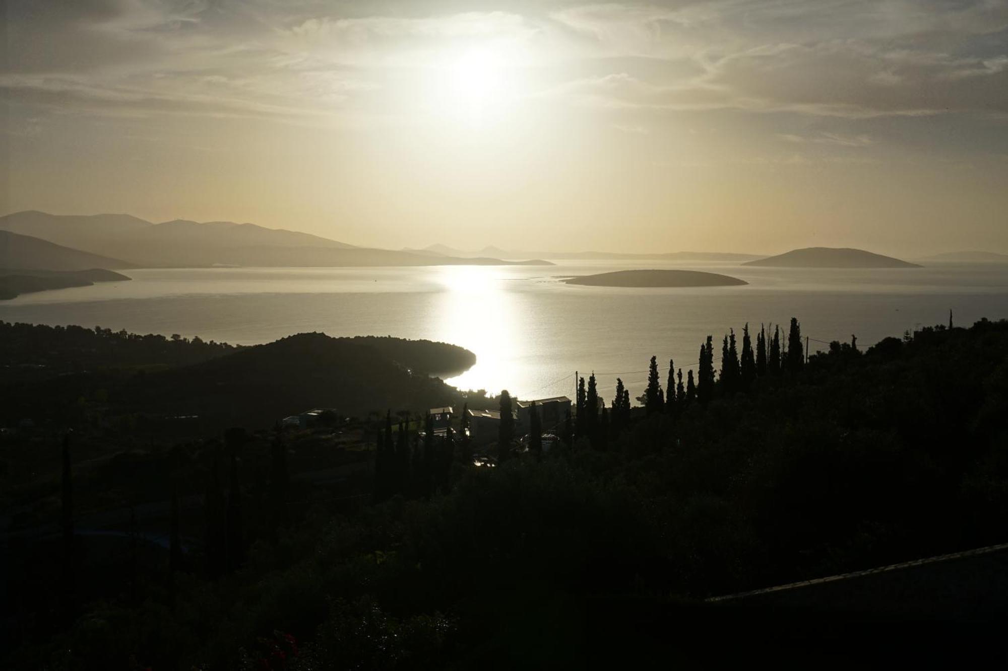 Artemis Nafplion Tolo