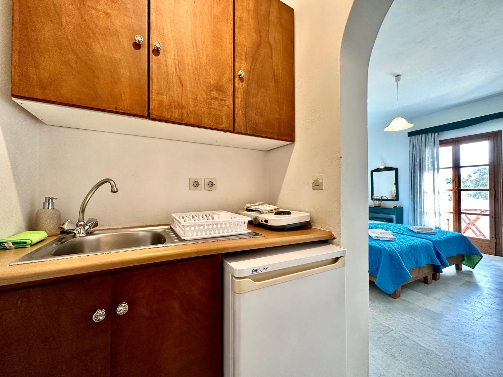 Nostos Guest house