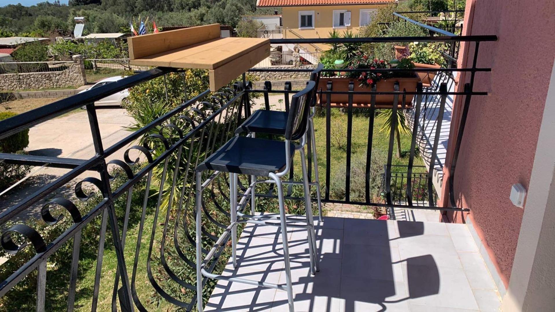 Moulinos Apartment *