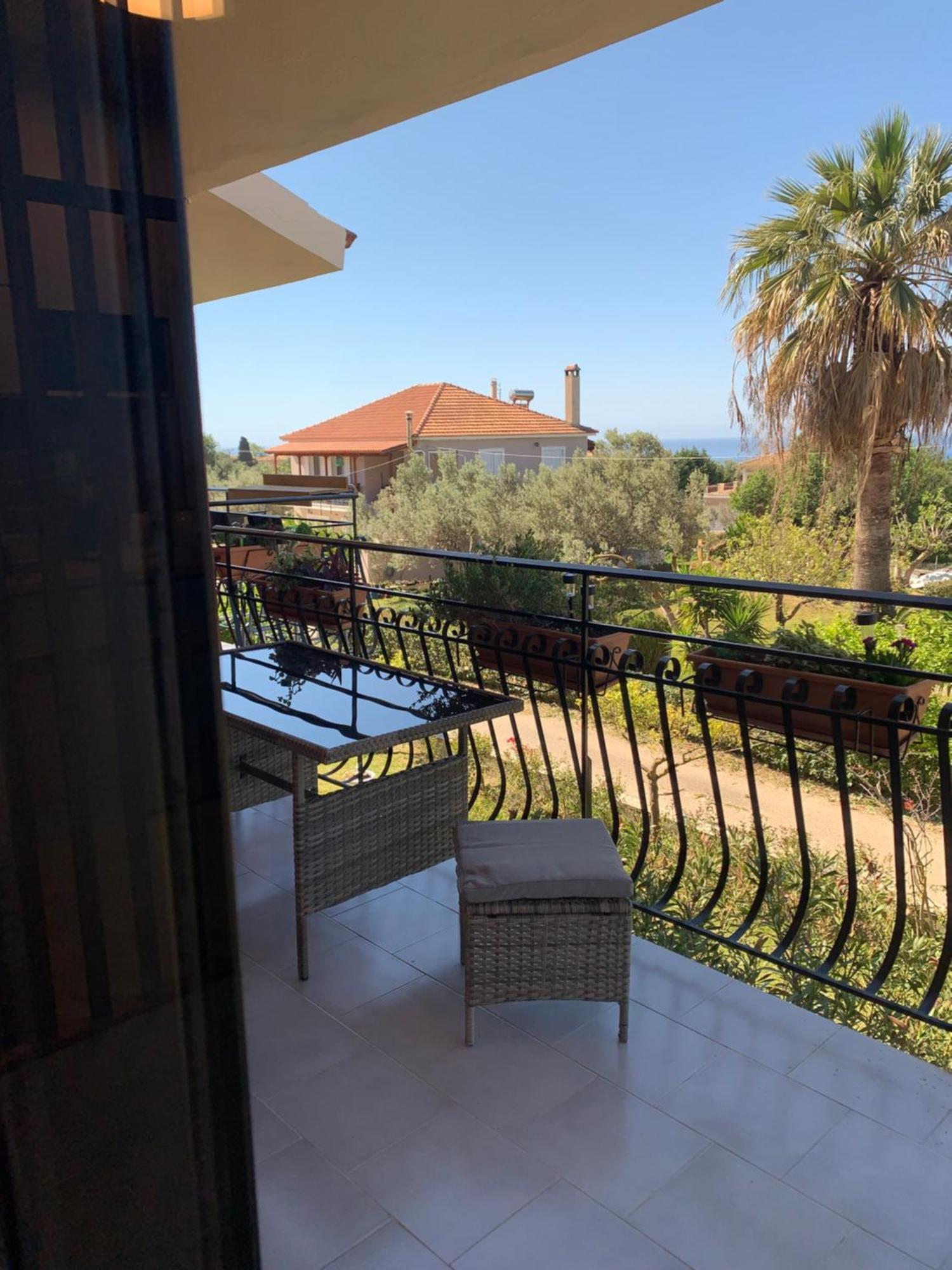 Apartment Moulinos