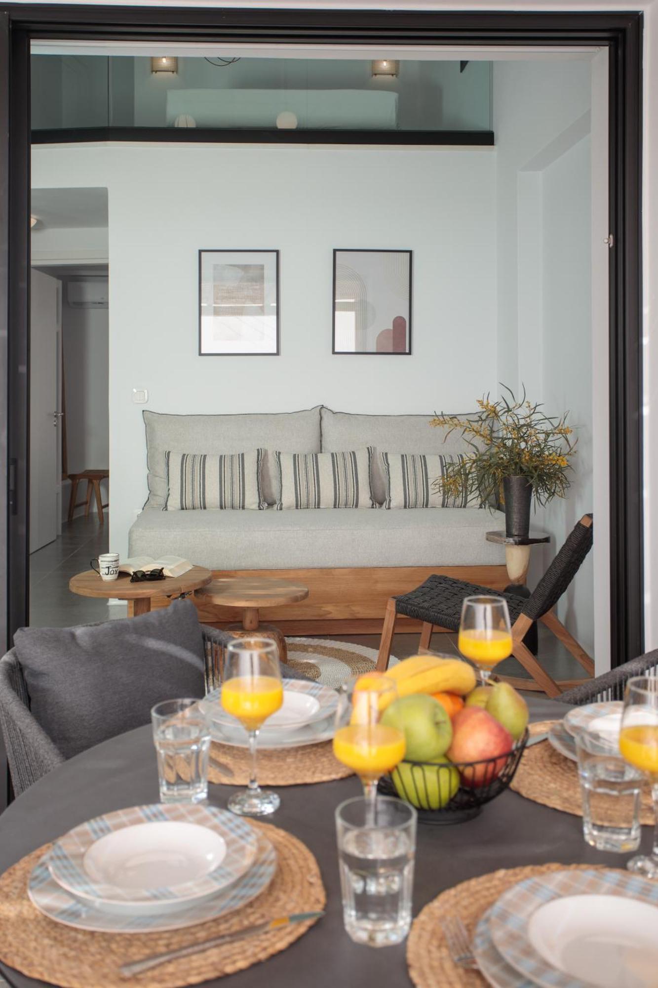 Phoenicia Naxos Aparthotel