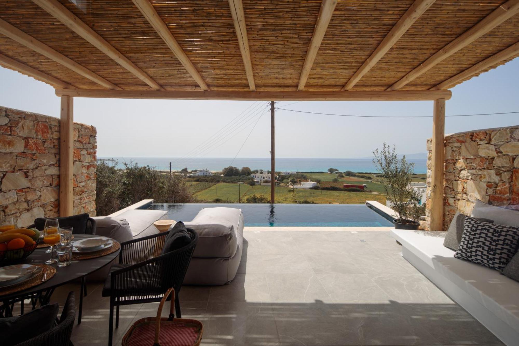 Phoenicia Naxos *