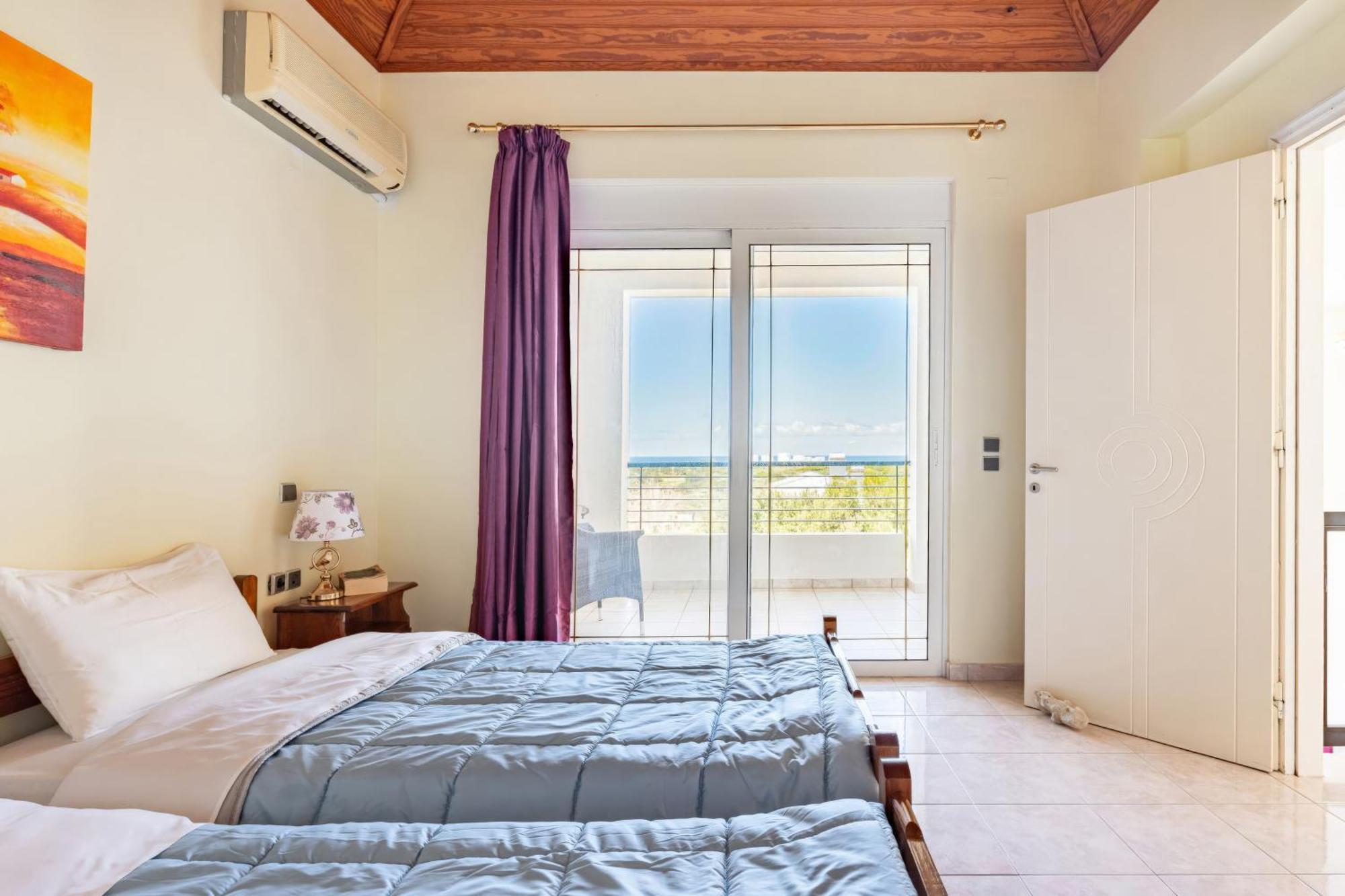 Wonderful In Chania With Private Pool, Panoramic Sea Views & Spacious Interiors Villa Agios Onoufrios