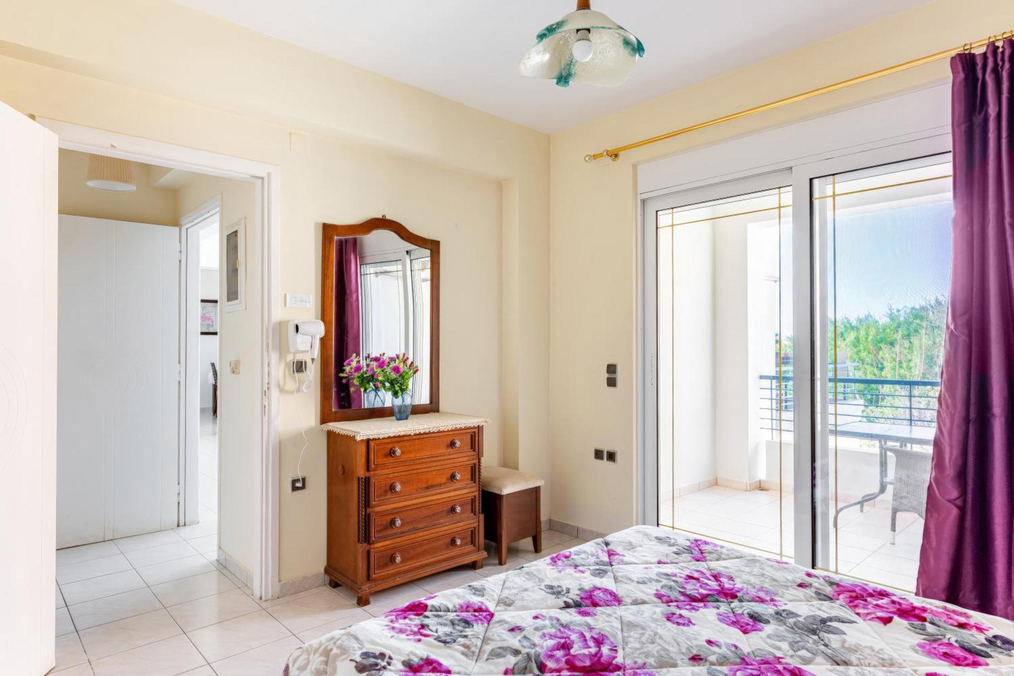 Wonderful In Chania With Private Pool, Panoramic Sea Views & Spacious Interiors Agios Onoufrios