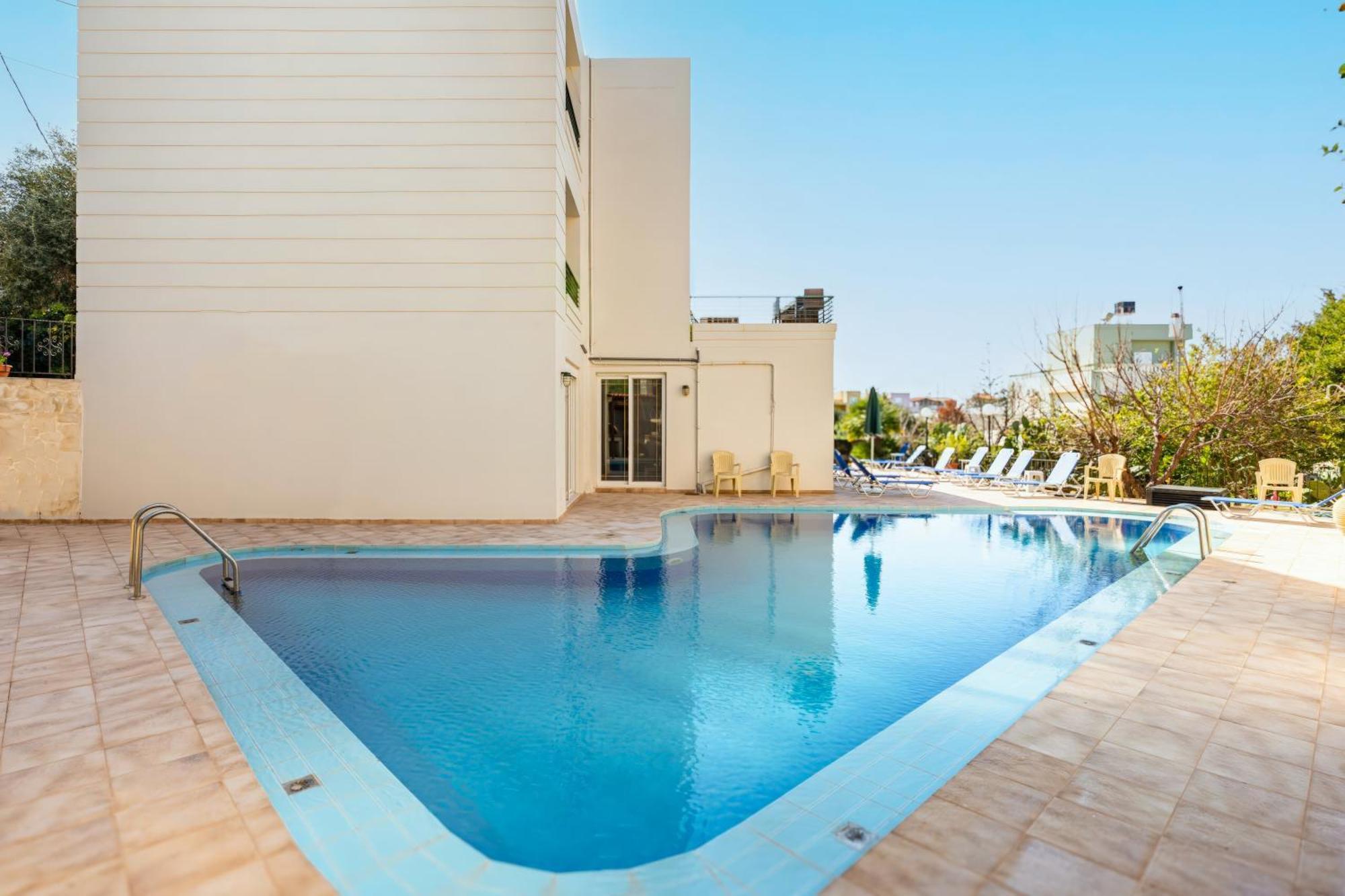 Wonderful In Chania With Private Pool, Panoramic Sea Views & Spacious Interiors *