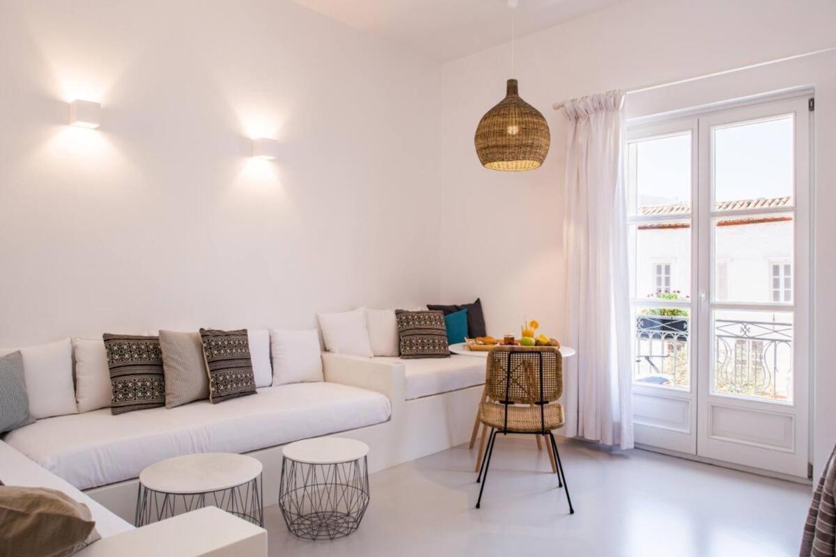Nesea Boutique Hydra (Saronic Islands)
