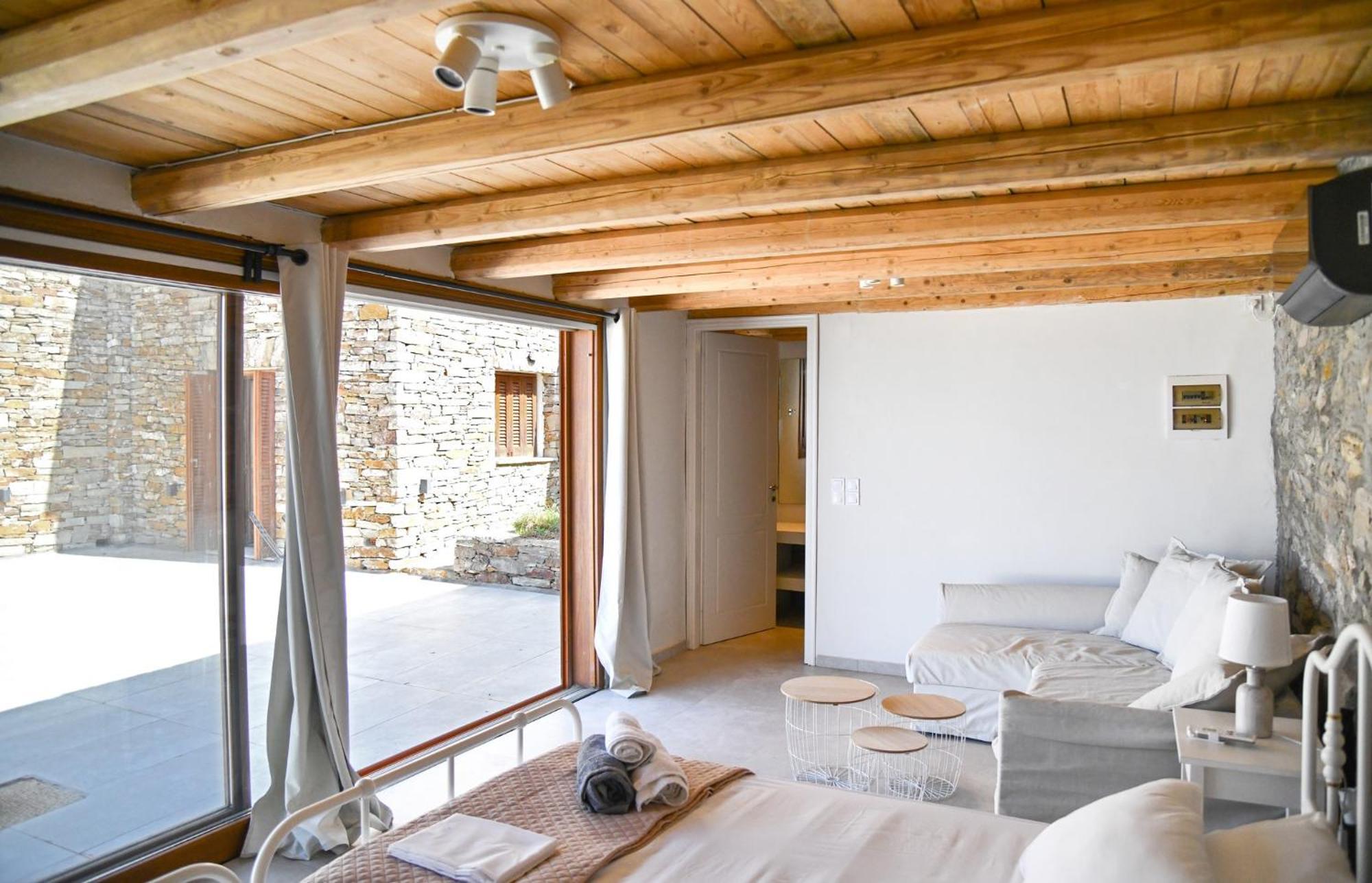 Stone With A Sea Water Swimming Pool And A Sea And Sunset View Holiday home Melissaki