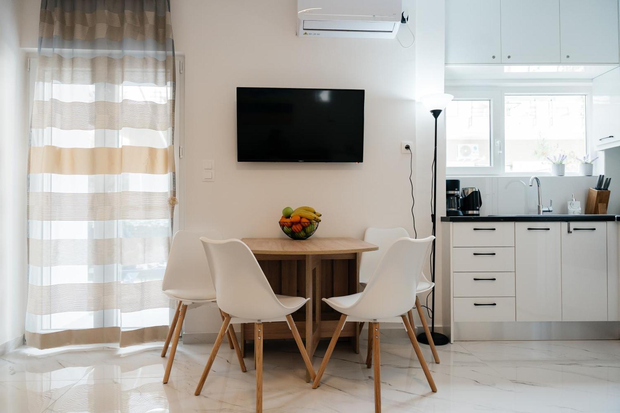 Cozy 50m From The Sea Apartment *