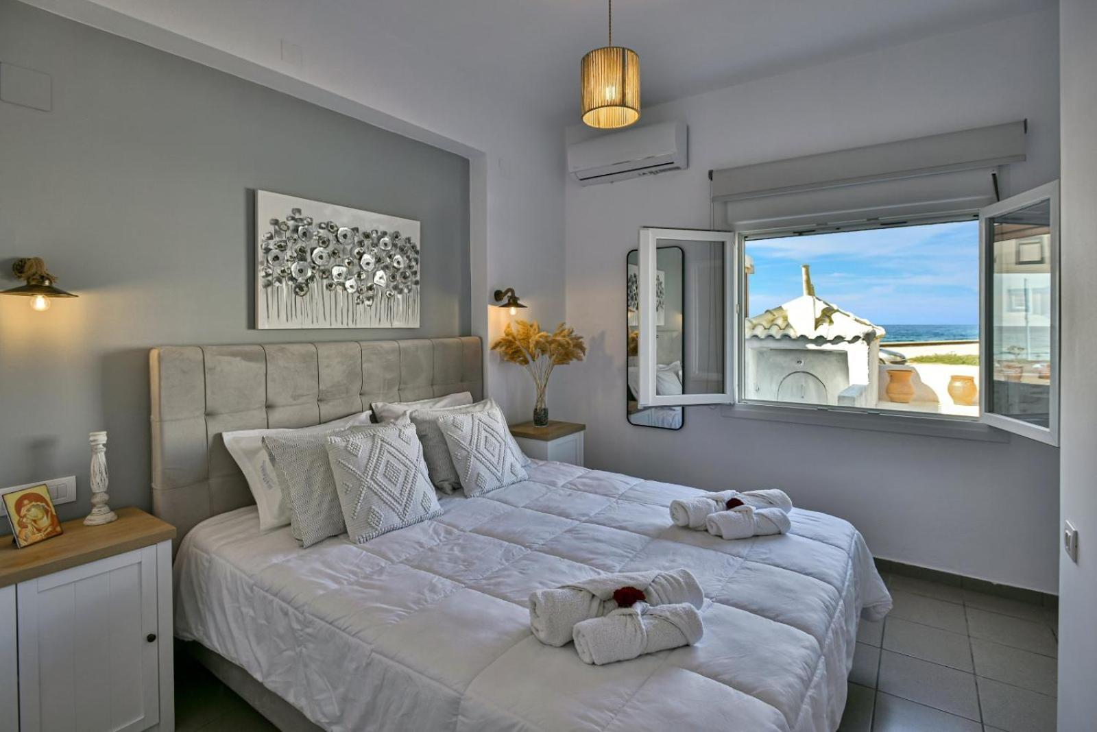 Thalassa Apartment