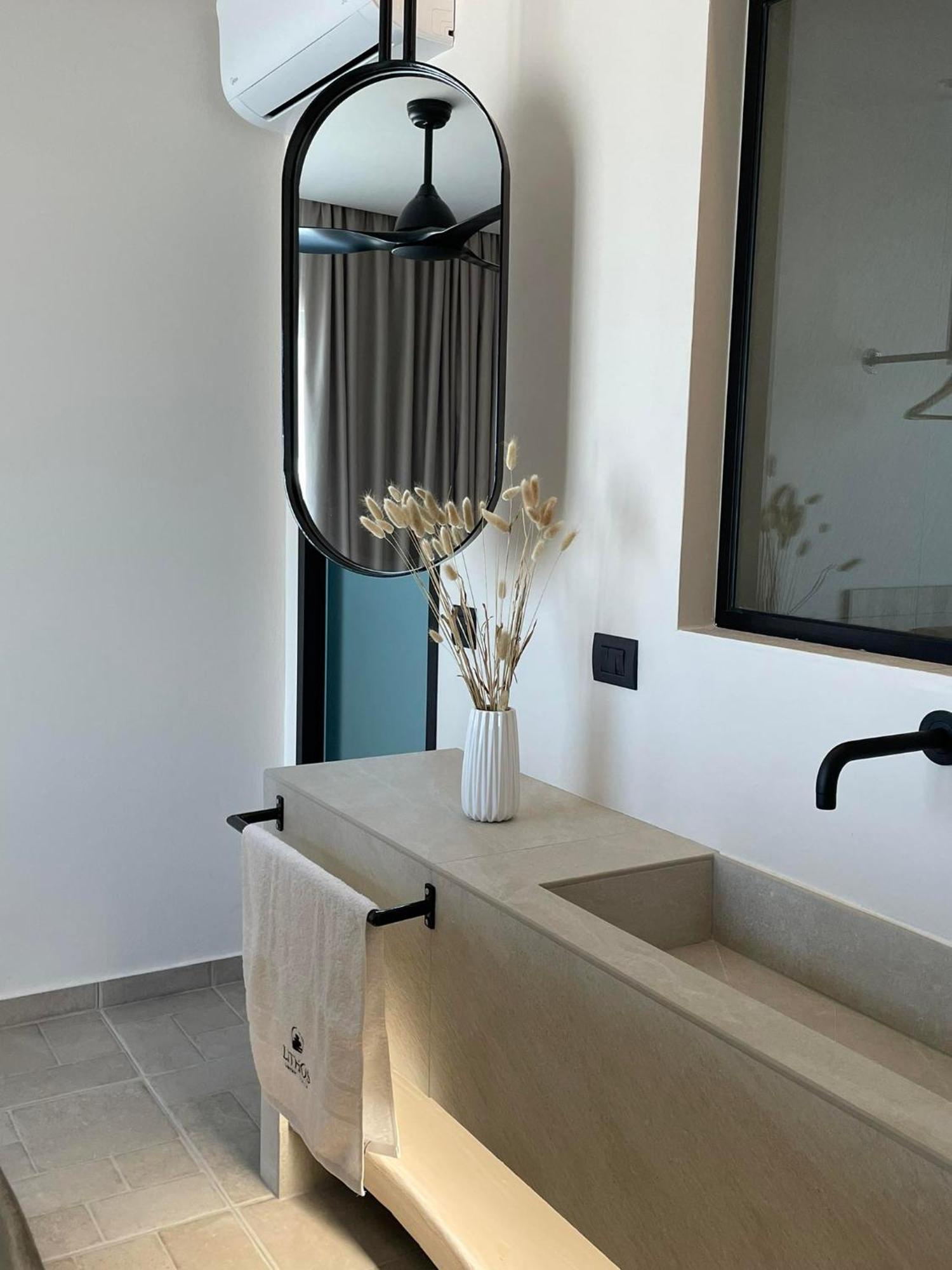 Villa Lithos Luxury *