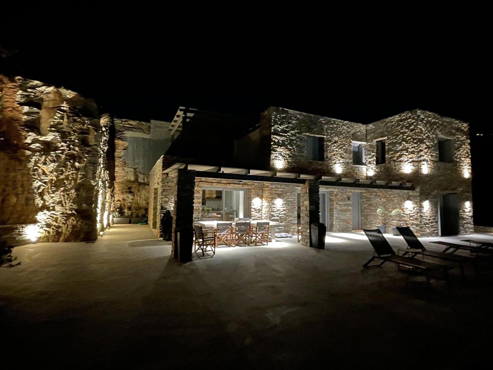 Veneterra-pool-seaview-conciergeservices