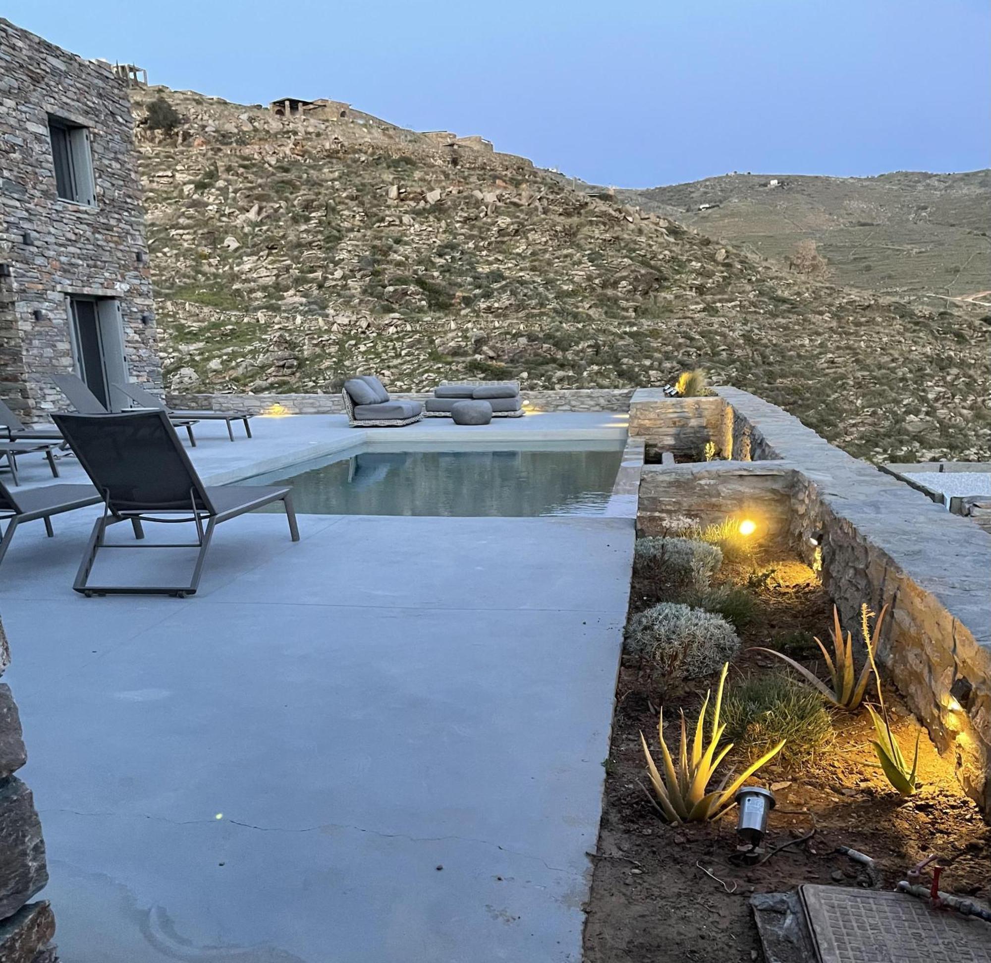 Villa Veneterra-pool-seaview-conciergeservices *