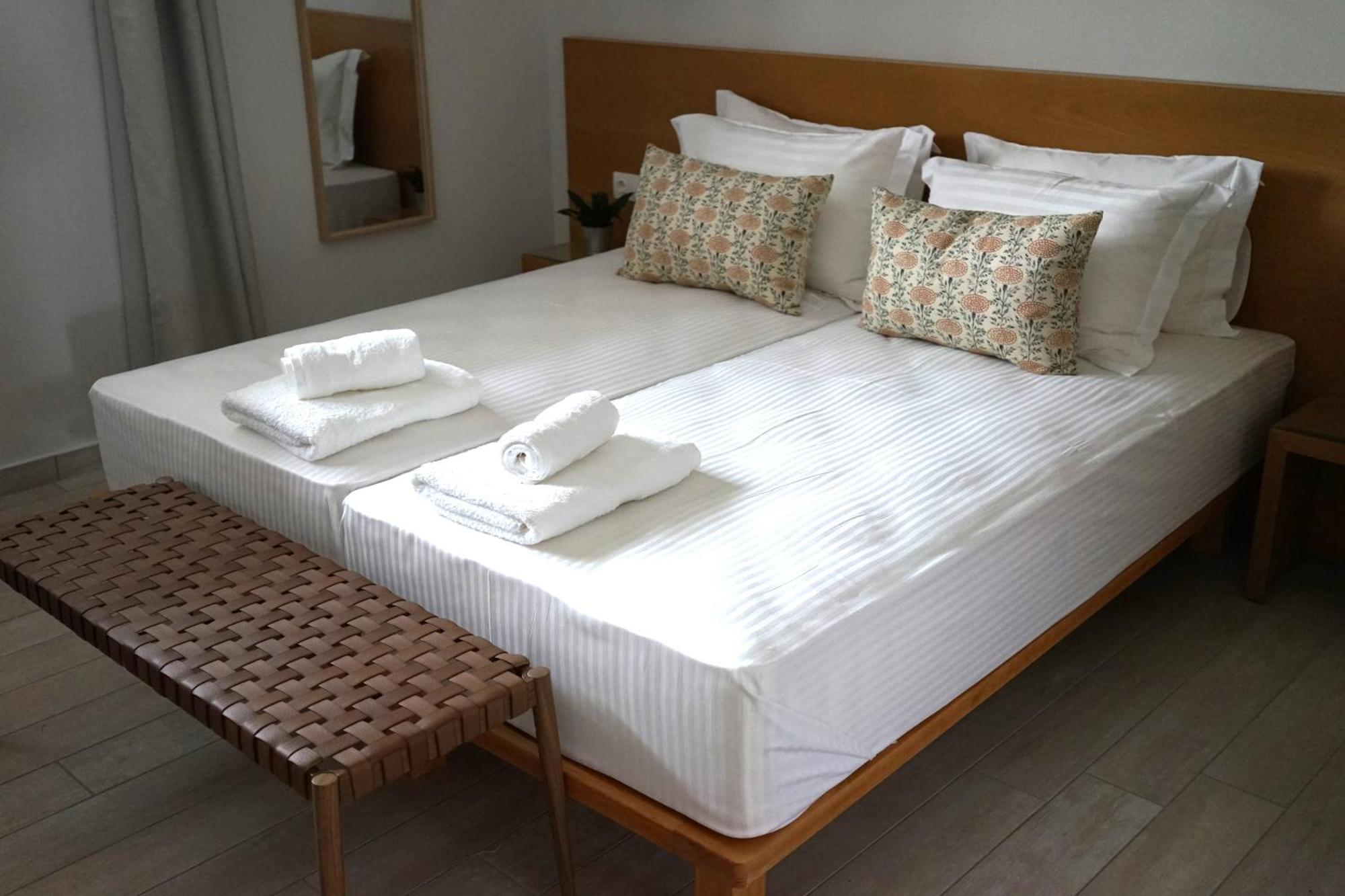 Acra Melia * Palaiontsiflikion