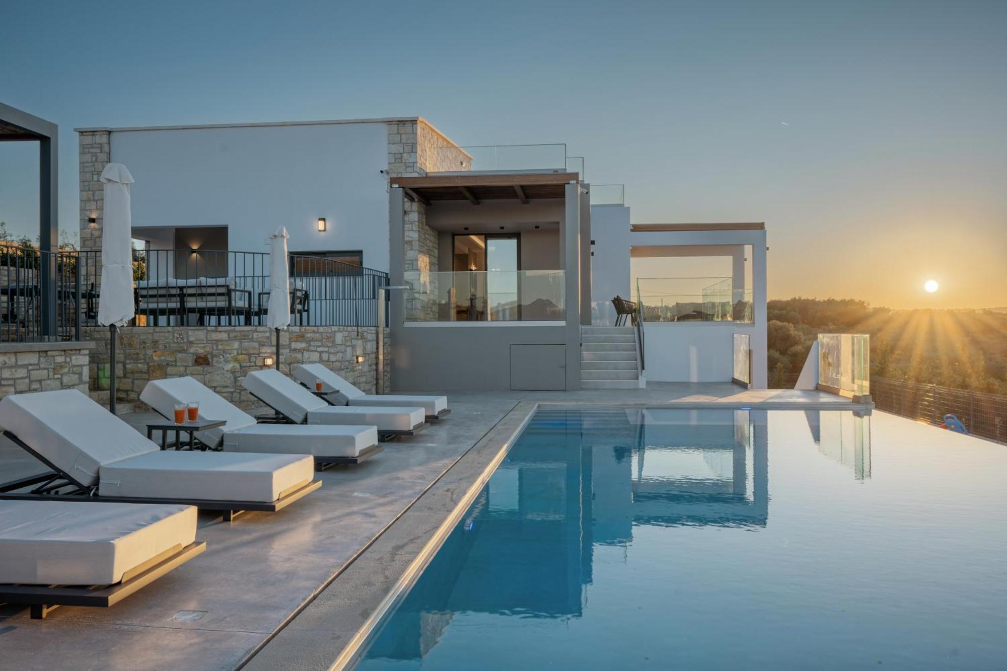 Skyline Villas, By Hellocrete
