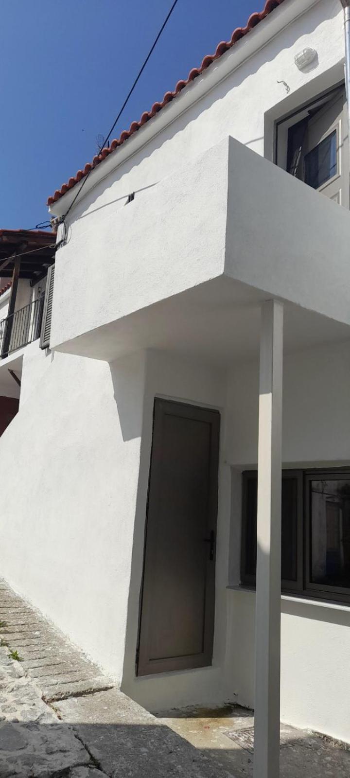Rock Solid Stone House - Chora