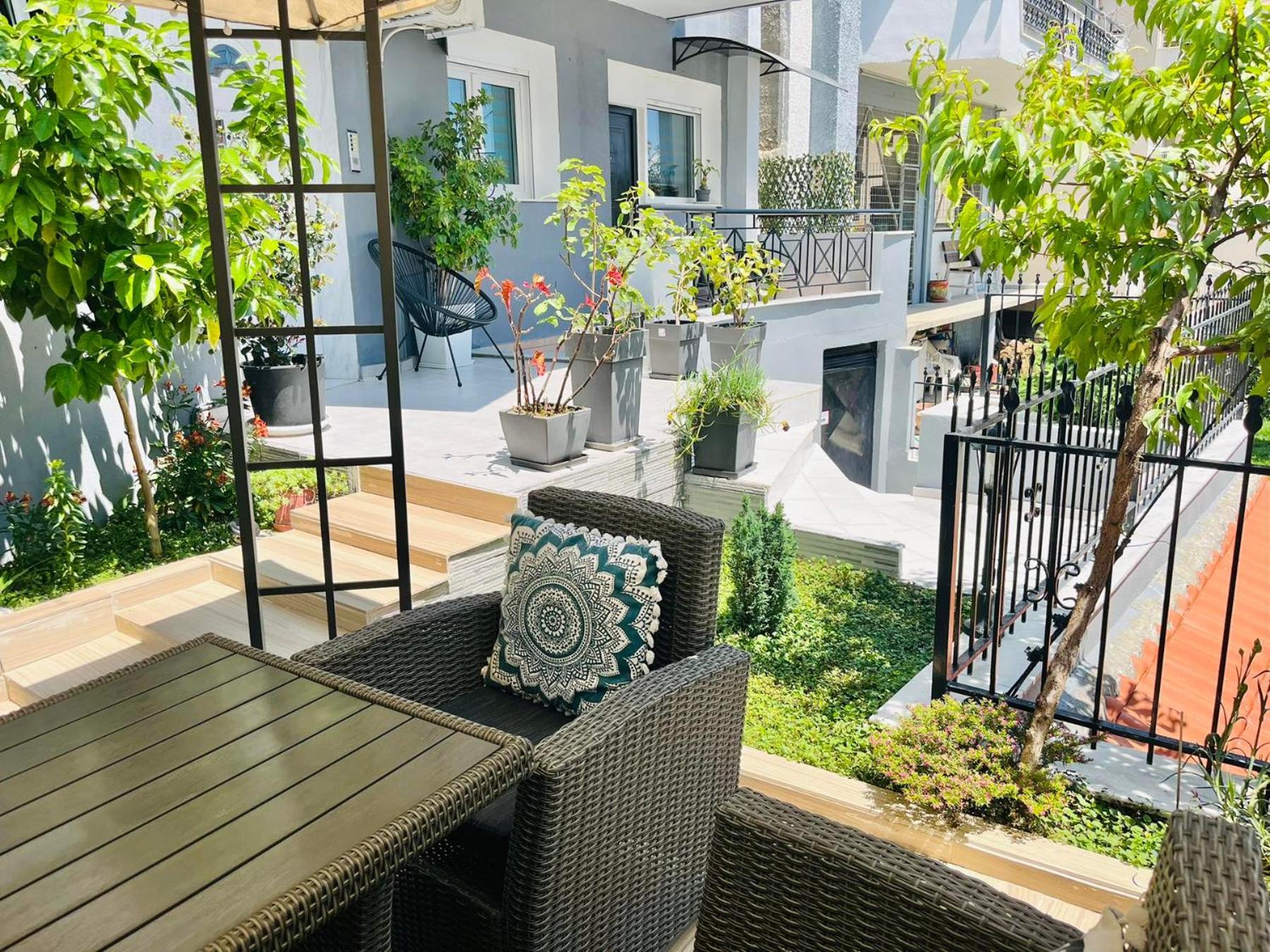 Elite Deluxe 2 Apartment *
