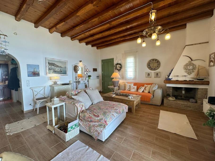 Beachfront House Kipri (Andros)
