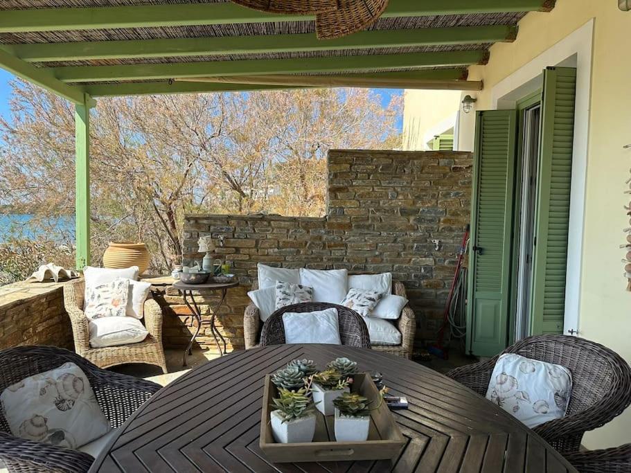 Beachfront House Holiday home *