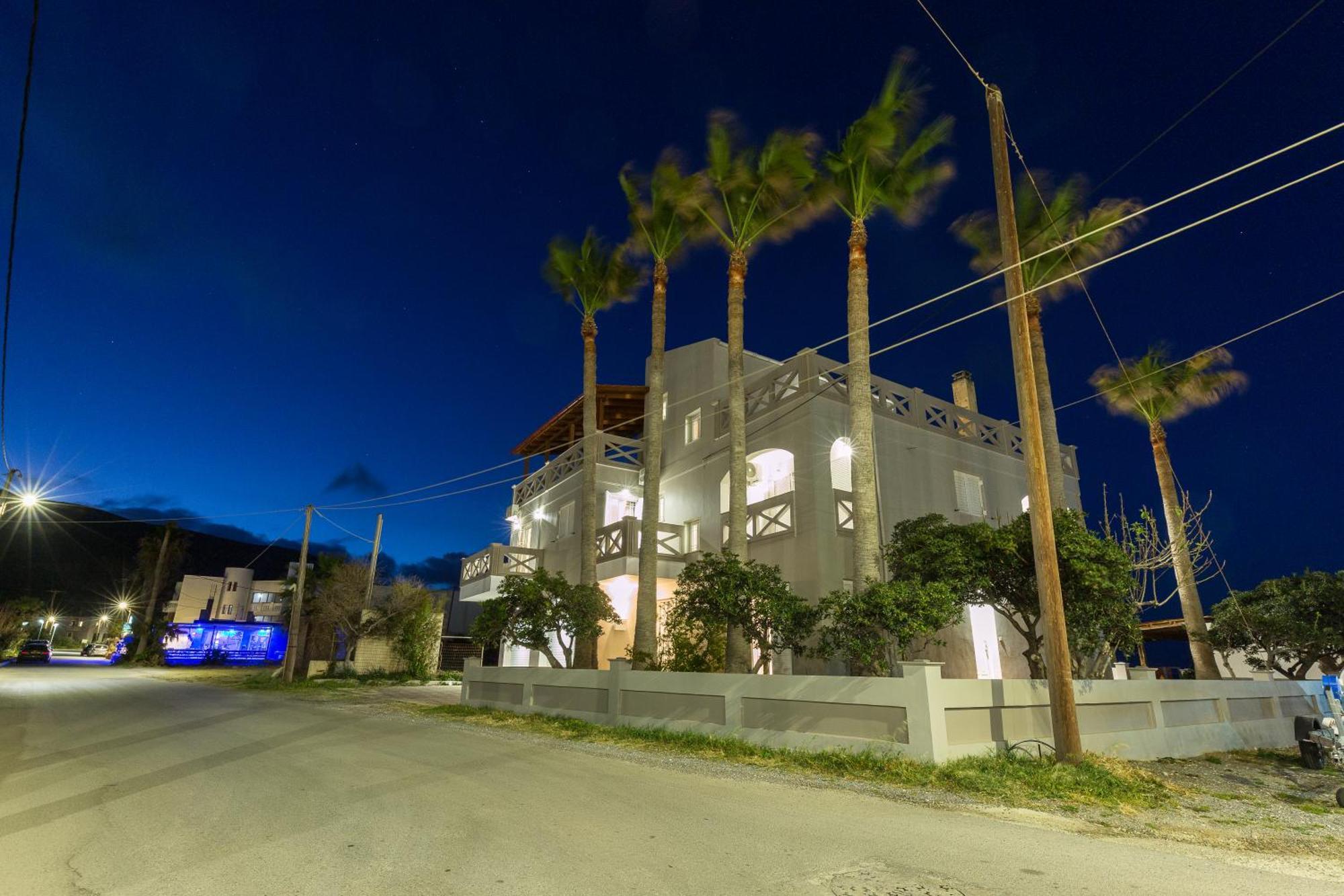 Zoe's Place - 1 Bd Beachfront