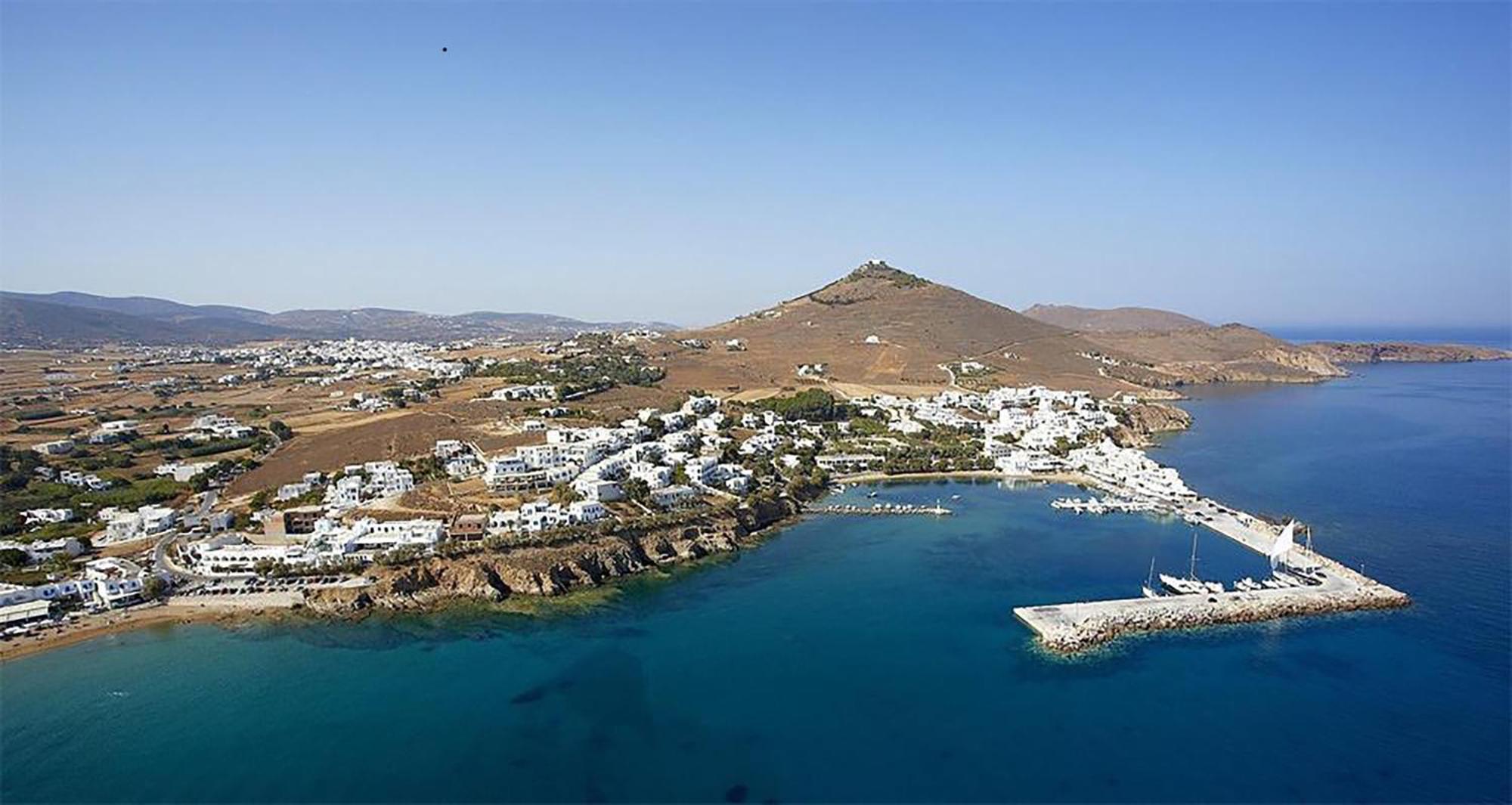 Dolce Waterfront Villa, Logaras, Parikia (Paros)