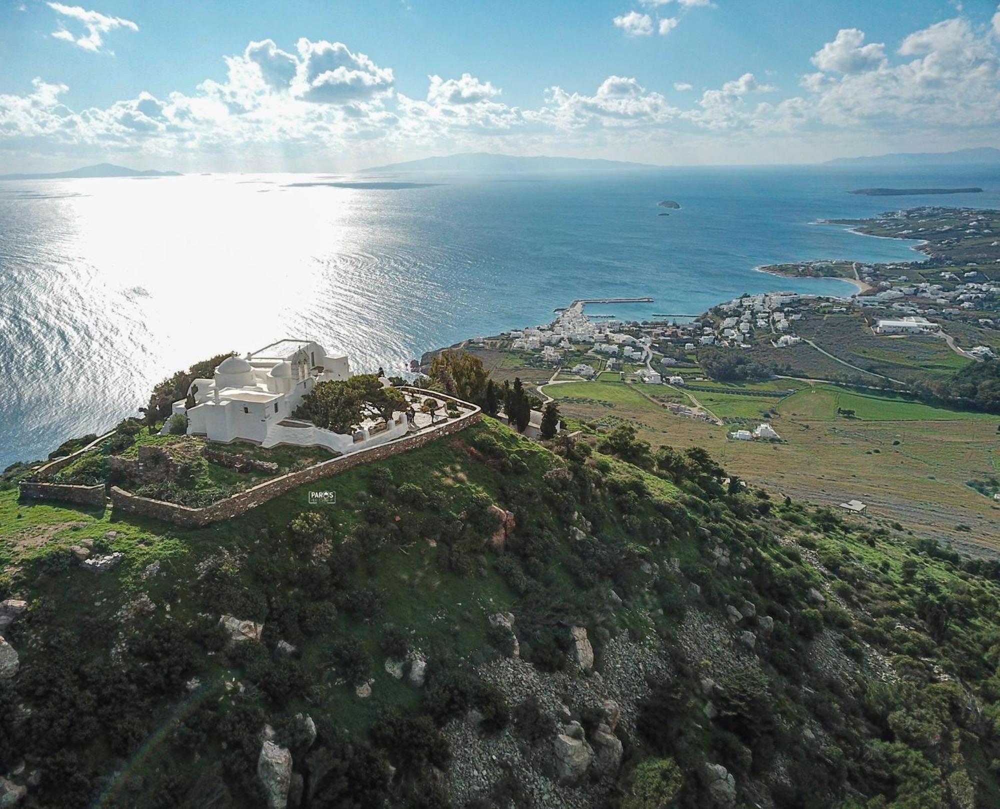 Dolce Waterfront Villa, Logaras, Villa *