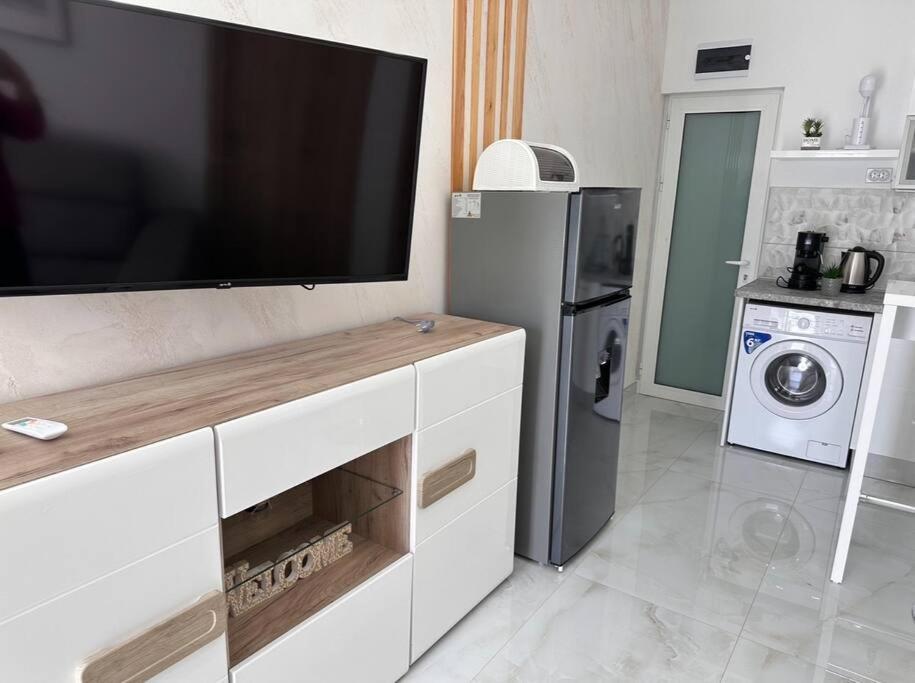 Sunny Dreams Apartment *